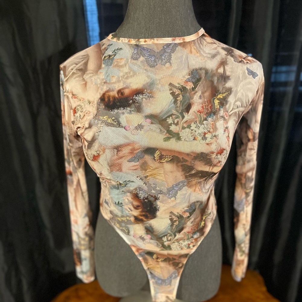 PRETTYLITTLETHING bodysuit